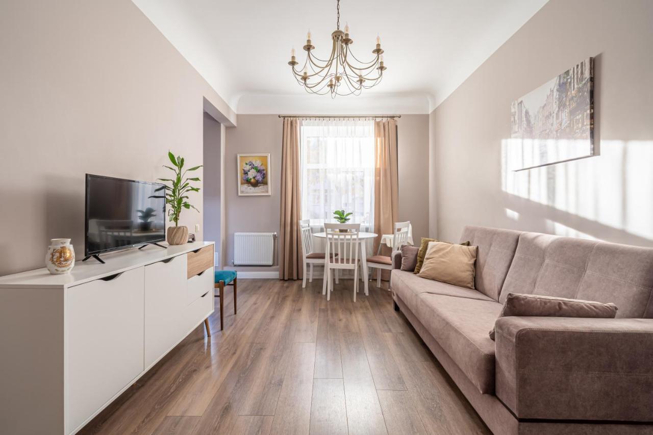 Korter Stylish Latvian Classic 1-bedroom Near Center, Parks & Public Transport Links Riga