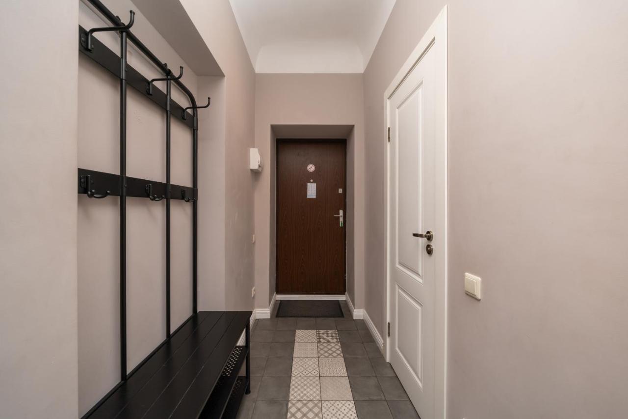 Korter Stylish Latvian Classic 1-bedroom Near Center, Parks & Public Transport Links